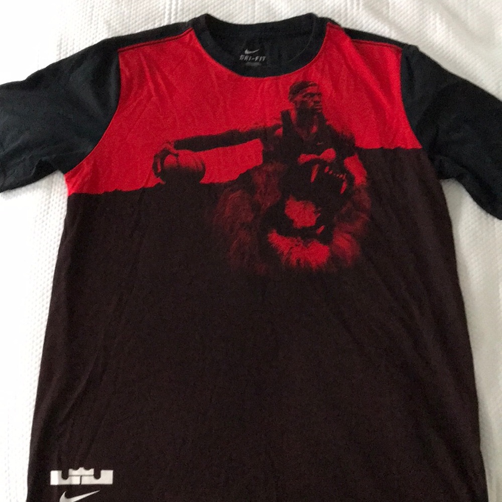 Boys Nike t-shirt size XL